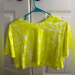 Lululemon cropped shirt